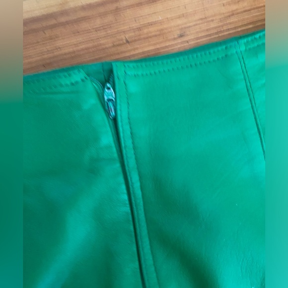 Vintage 80s Genuine Leather Pencil Skirt High Waist knee length skirt made Italy - Picture 9 of 16